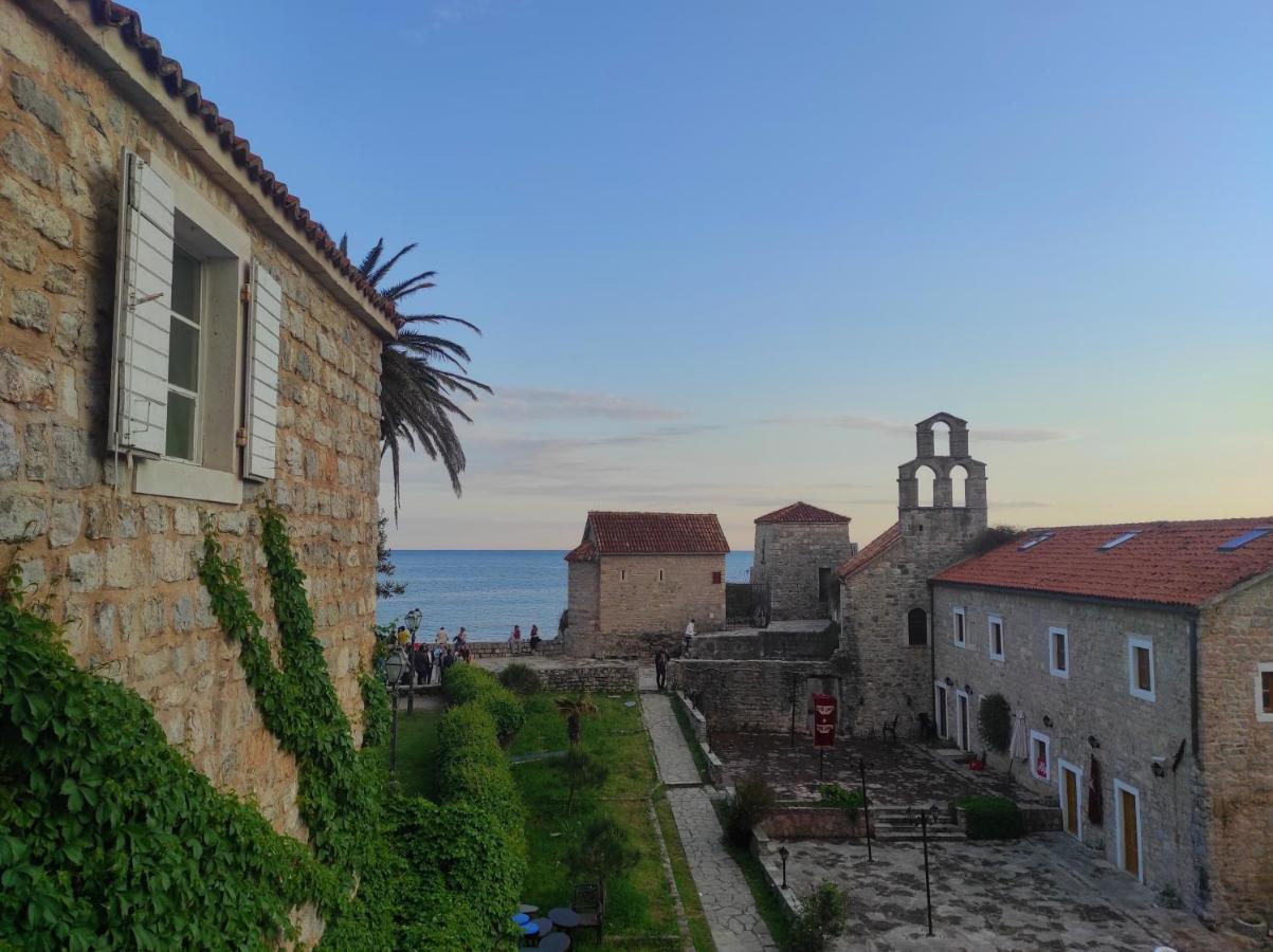 Freedom Hostel Budva Exterior foto